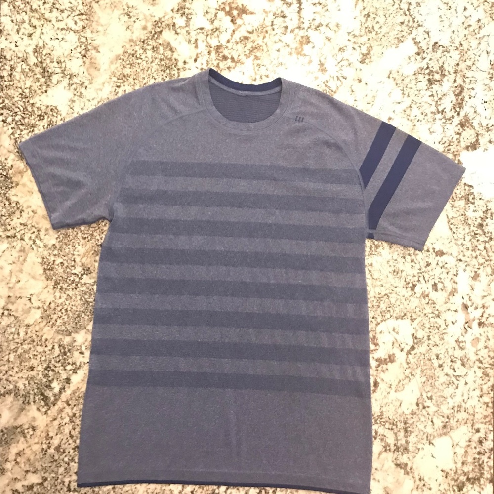 Lululemon Metal Vent Tech T-shirt.